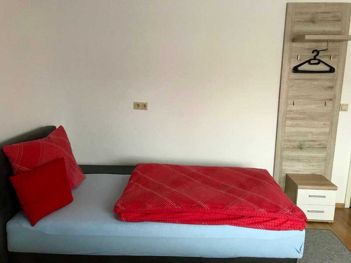 Juna Καρλσρούη Εξωτερικό φωτογραφία