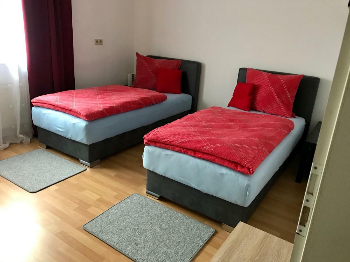 Juna Καρλσρούη Εξωτερικό φωτογραφία